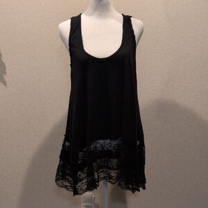 Kimchi Blue Black Scoop Neck Tank with Lace Hem, Size M (NWOT)